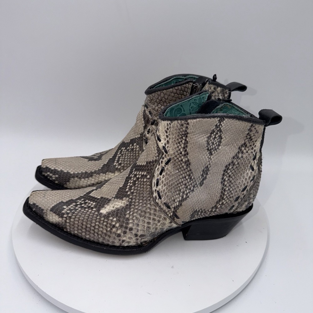 Corral A3655 Genuine Exotic Python Snip Toe Western Ankle Boots Size 7.5 B Taupe - Picture 1 of 7